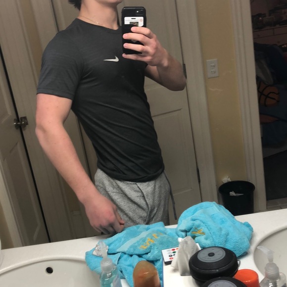 Nike Pro Dri-Fit Soft Tee Shirt - Picture 2 of 4